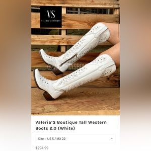 Valerias Boutique size 7.5 white leather boots very pretty boots only worn once